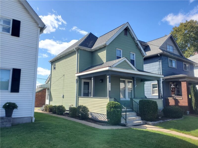 171 James St — photo 2