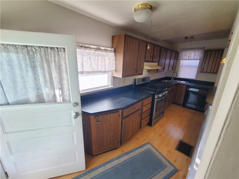 171 James St — photo 7