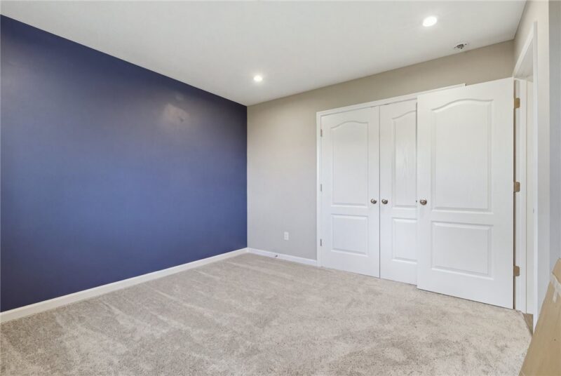 1040 Colonial Drive — photo 7