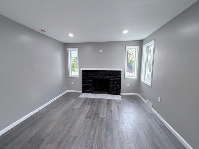1305 Glencoe Ave — photo 3