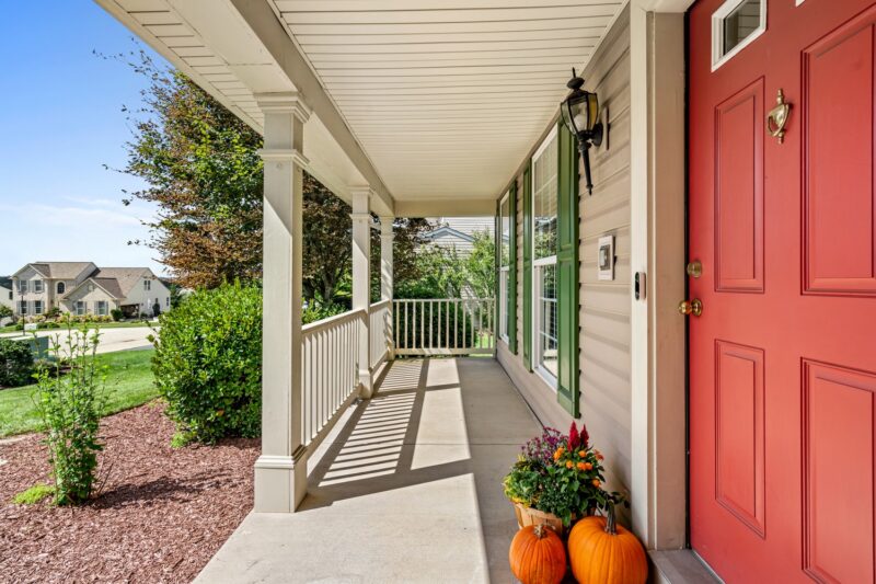 328 Aberdeen DRIVE — photo 2