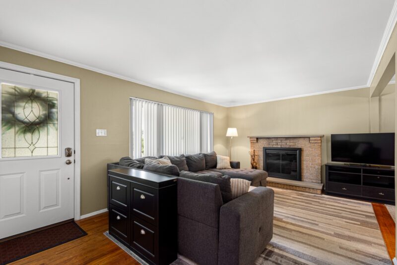 358 Yarrow Lane — photo 4