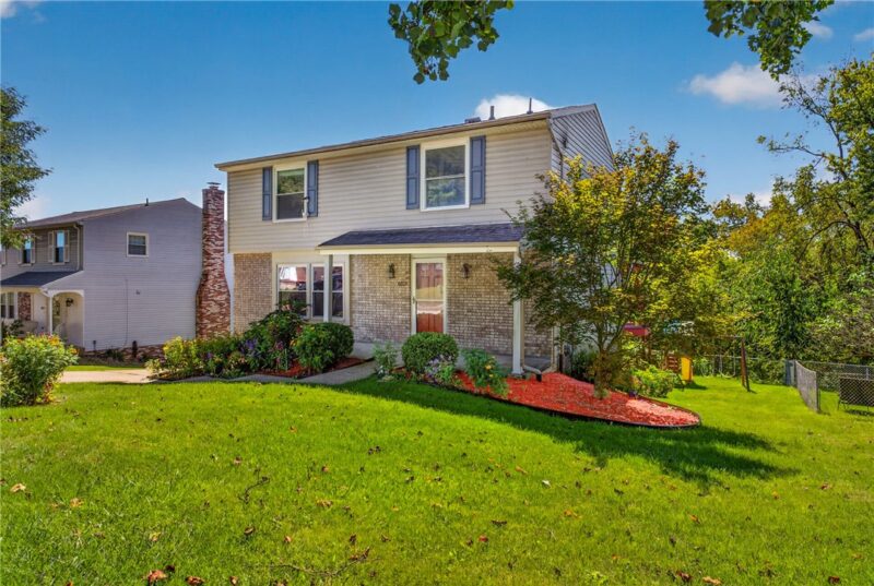 6555 Quaker Dr — photo 2