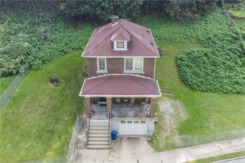3225 Stafford St — photo 2