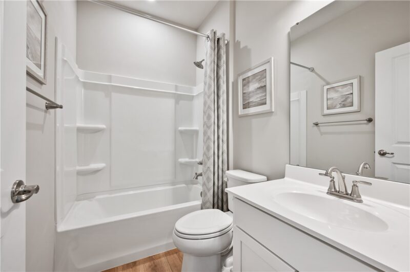 1147 Venetia Road — photo 3