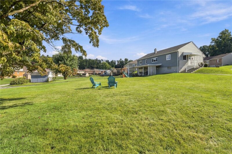 600 Maple St — photo 3