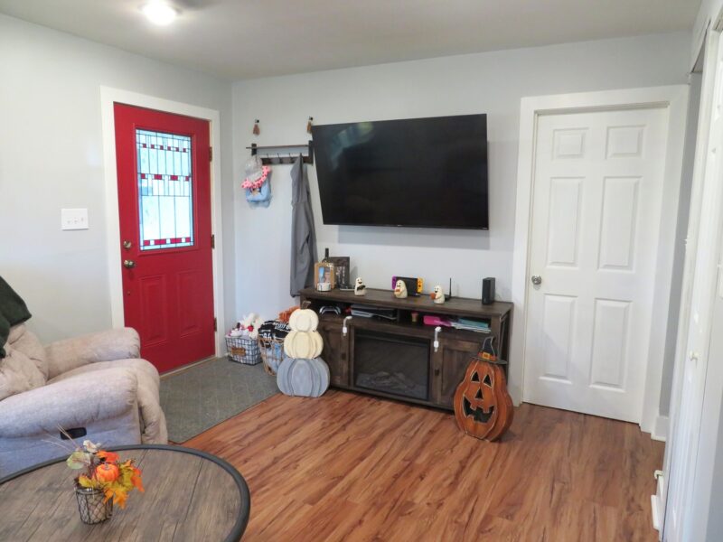 515 Clydesdale AVENUE — photo 8