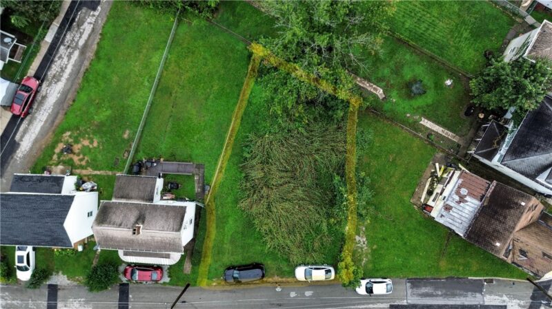 120 Grove Ave — photo 6