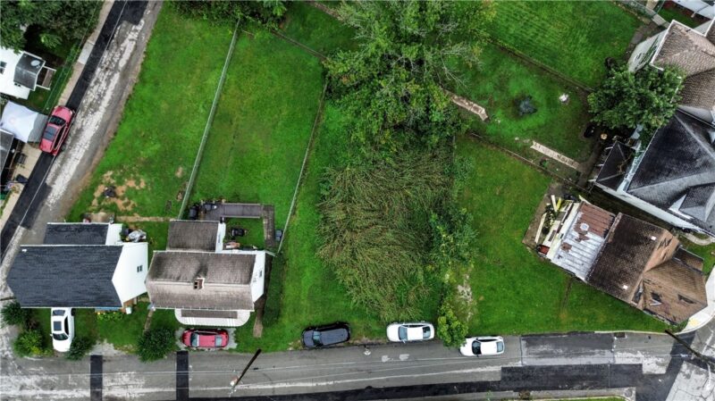 120 Grove Ave — photo 7