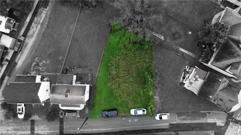 120 Grove Ave — photo 8