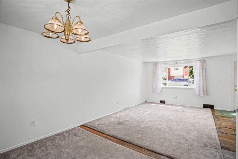 333 Walpole Drive — photo 8