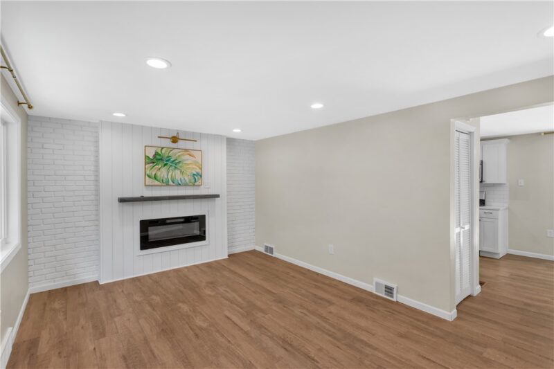 224 Blaze Cir — photo 5
