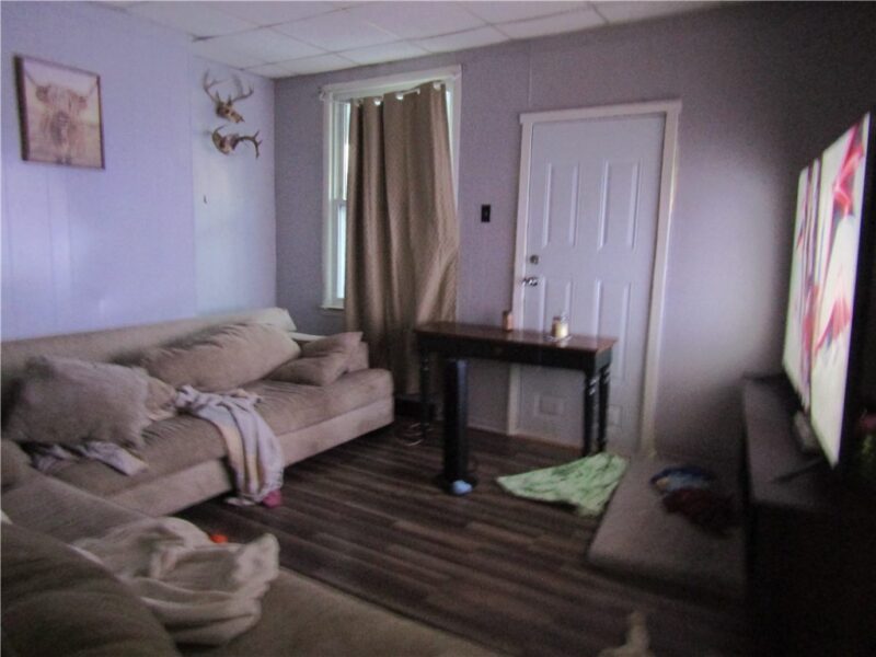 622-624 Kingview Rd — photo 4