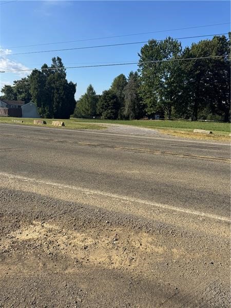 000 Perry Highway — photo 3