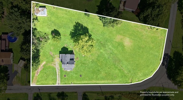 2343 Downing Ln — photo 4