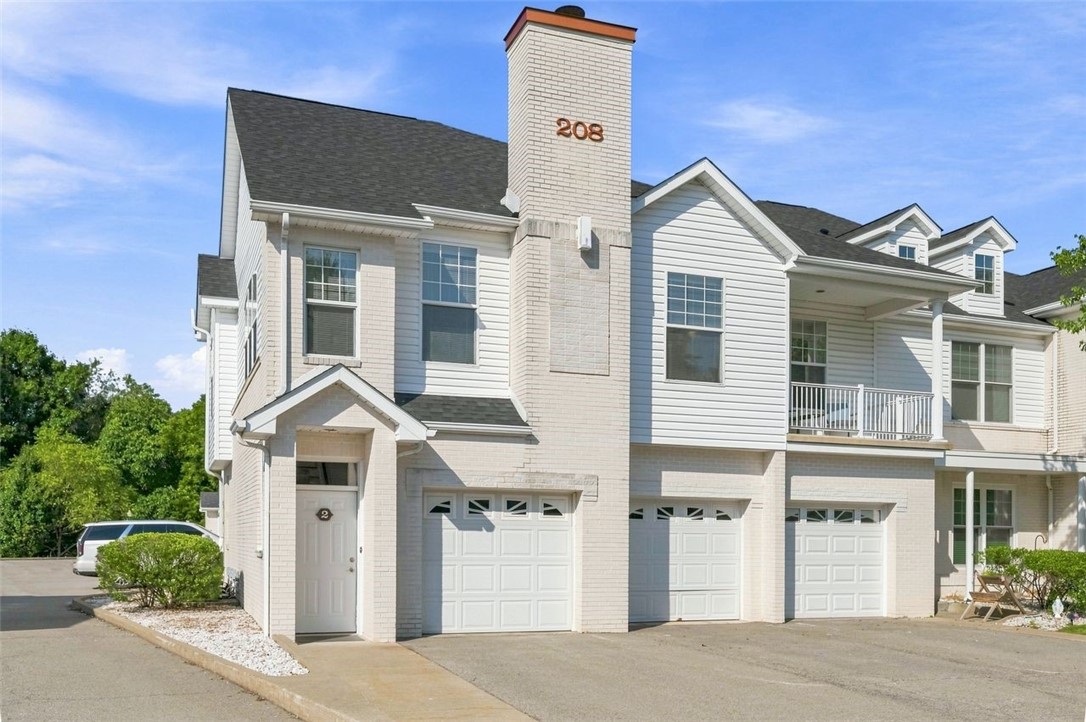 208 Adams Pointe Blvd 2 — photo 1