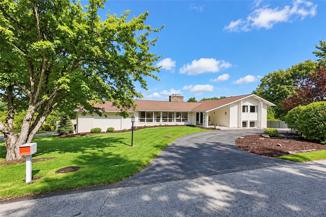 110 BEECH DRIVE — photo 1