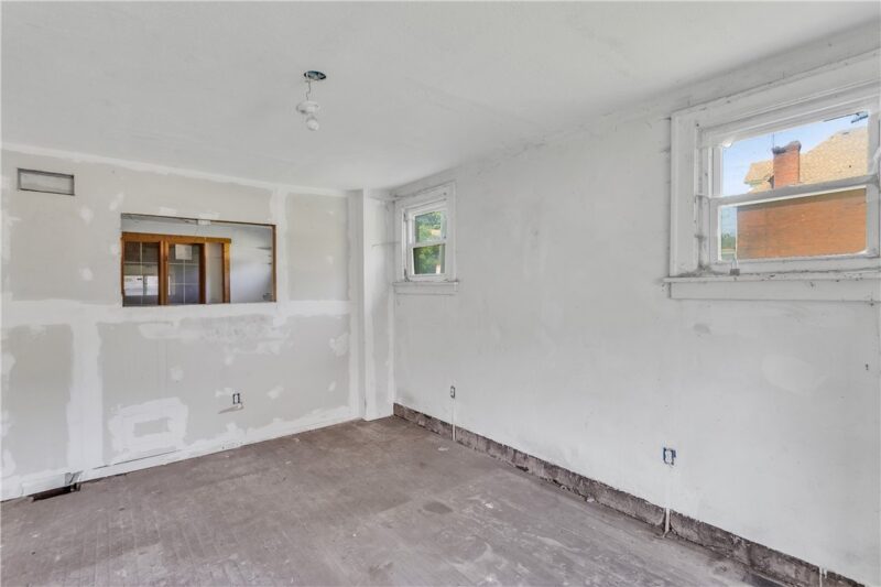 1602 Montier St — photo 4