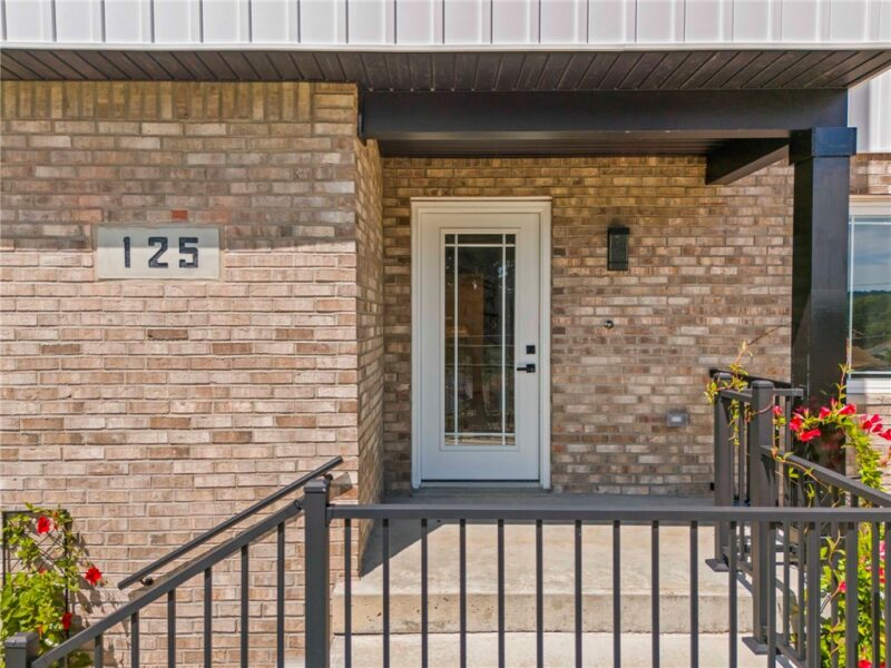 125 Fern Street — photo 2