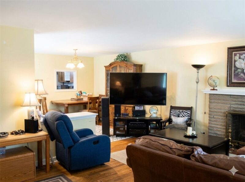 5735 Oakhill Rd — photo 3