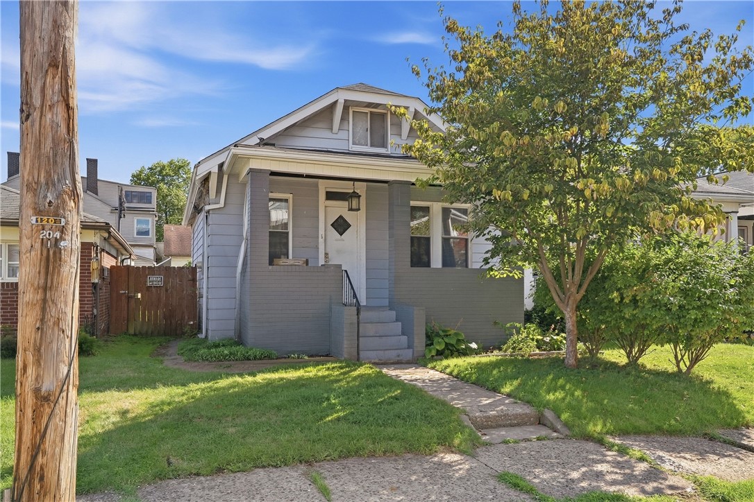 88 Vine St — photo 1