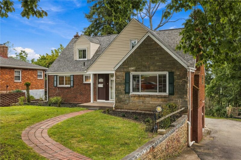 447 Old Clairton Rd — photo 3