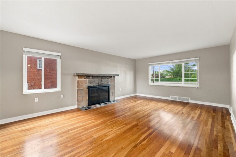 447 Old Clairton Rd — photo 7