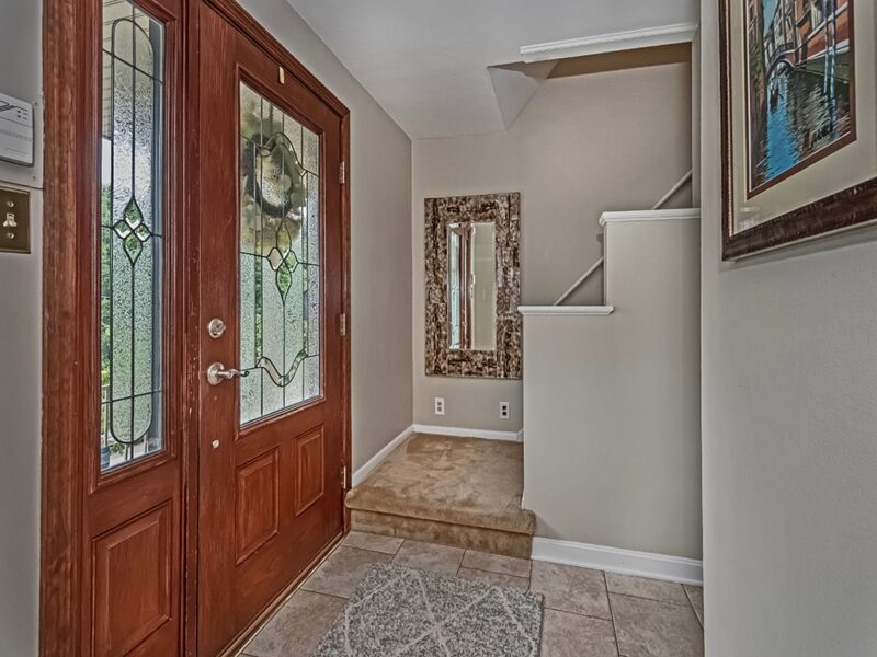 1385 Sturdy Oak DRIVE — photo 2