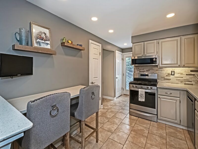 1385 Sturdy Oak DRIVE — photo 8