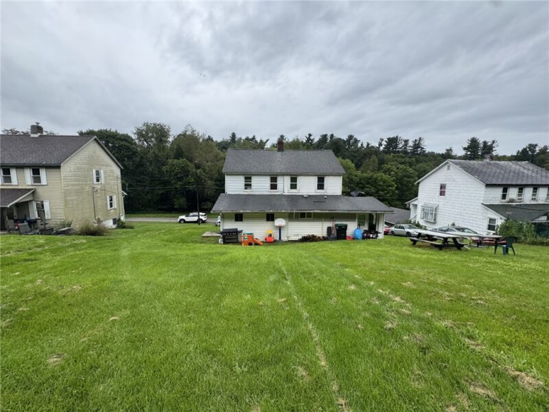 305 Gemmell Road — photo 4