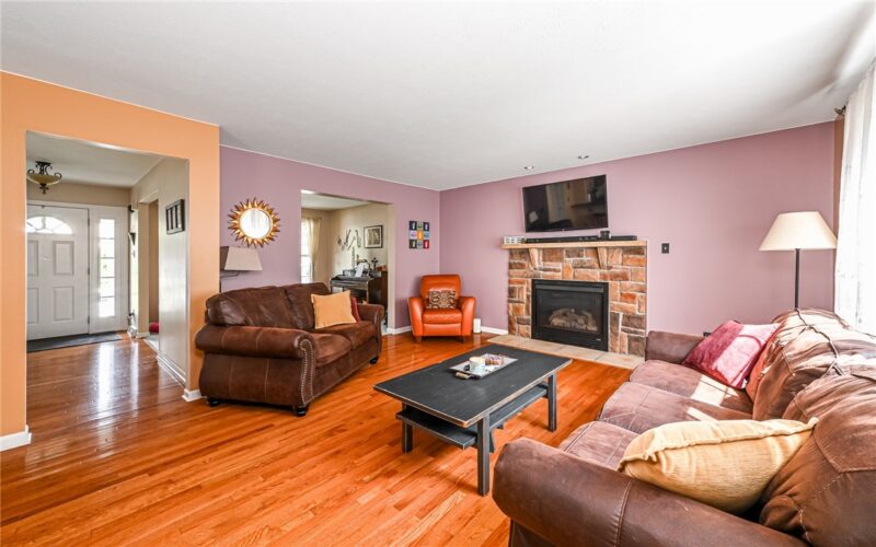 1833 Porter St — photo 3