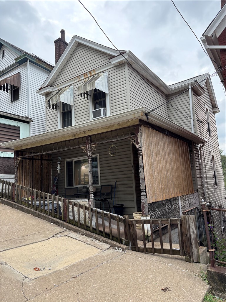 904 Coalmont Street — photo 1