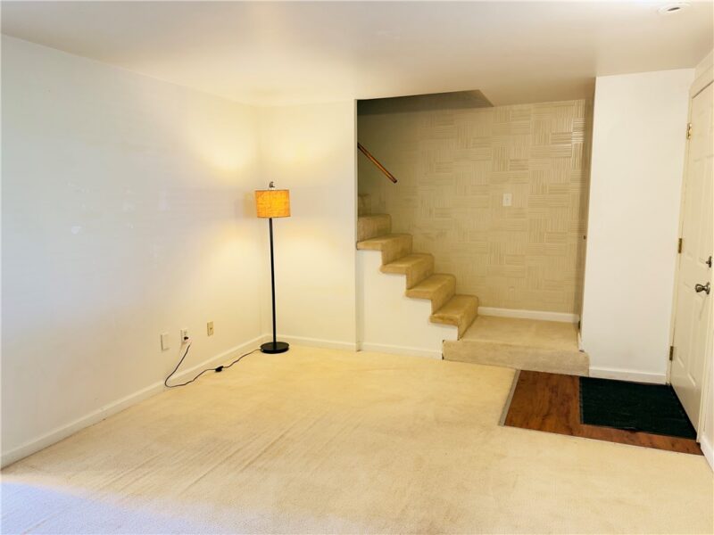 606 E 10th Avenue — photo 6