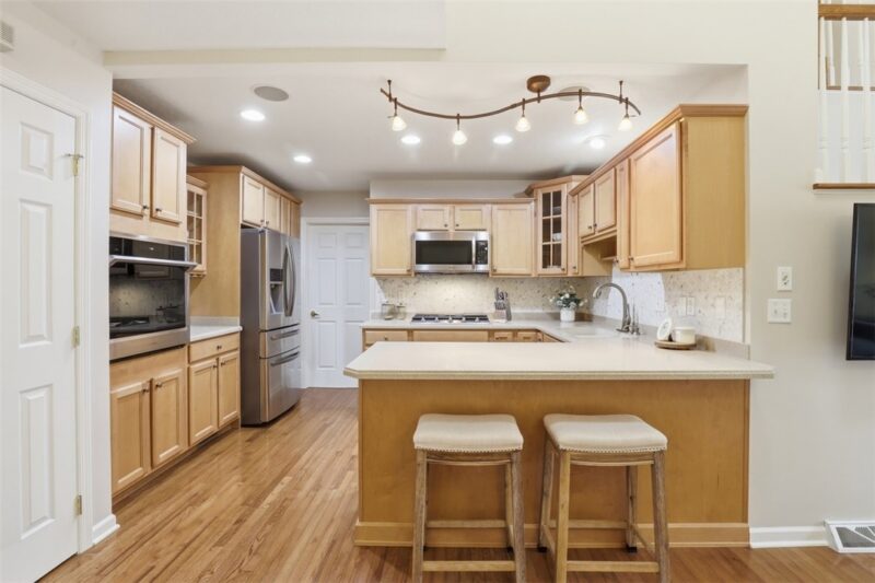 106 Westminster Dr — photo 7
