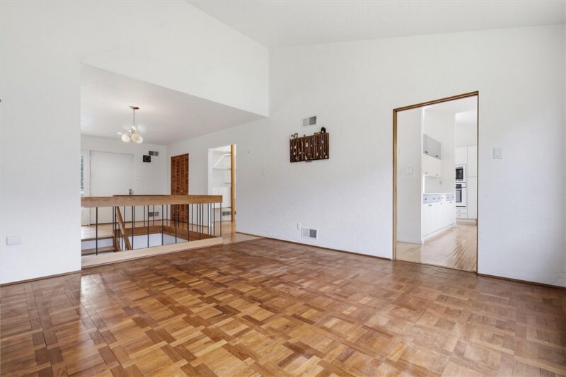1446 Montgomery Rd — photo 5