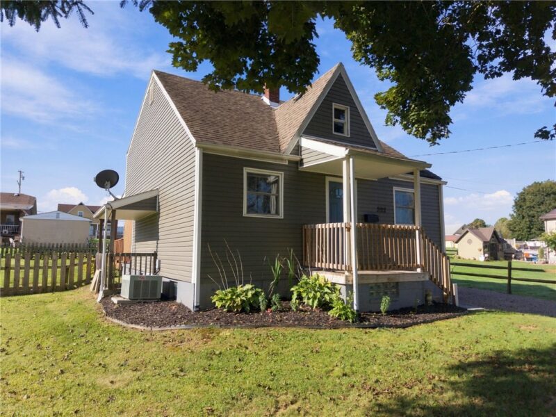 3122 Indiana Dr — photo 2