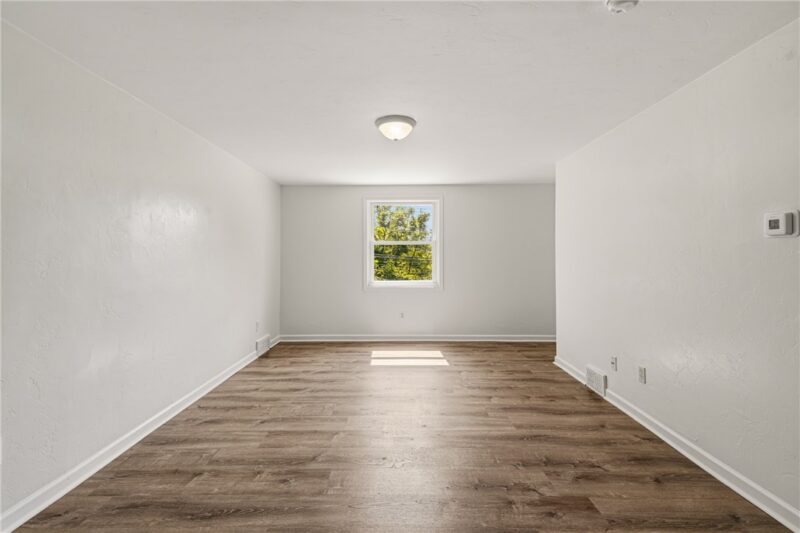 2319 1/2 Patterson — photo 3