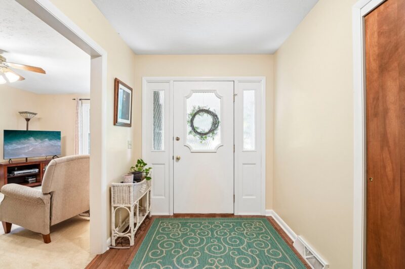 106 Longwell Drive — photo 4