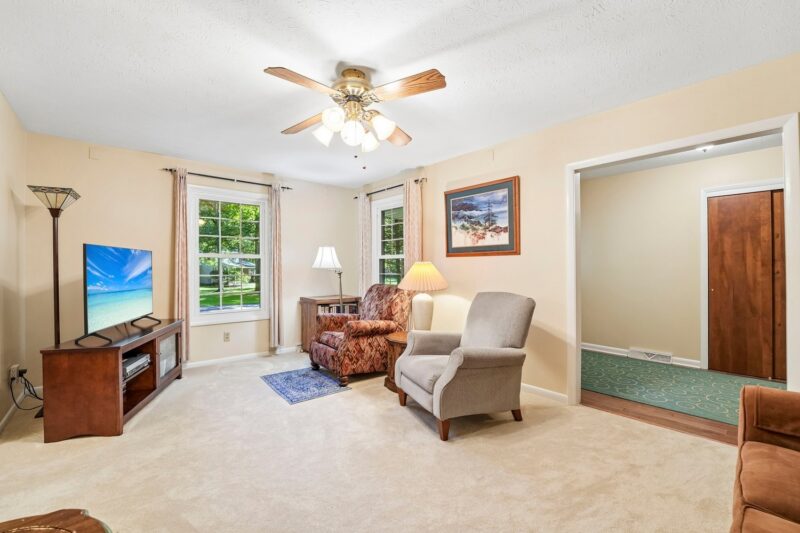106 Longwell Drive — photo 7