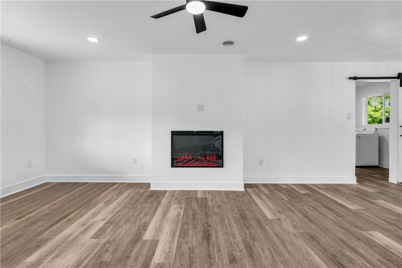 121 Franklin Avenue — photo 5