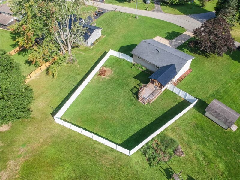 493 Mccombs Cir — photo 3