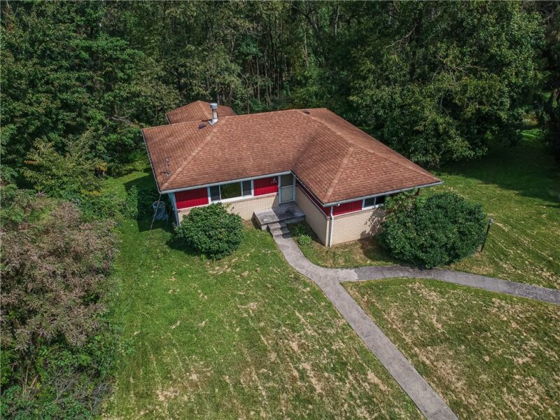 194 Woodridge Dr — photo 3