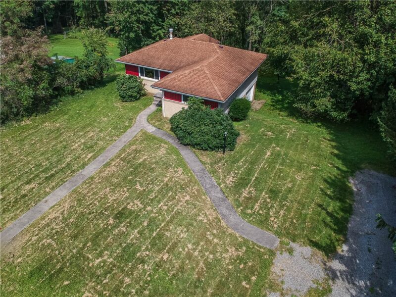 194 Woodridge Dr — photo 4