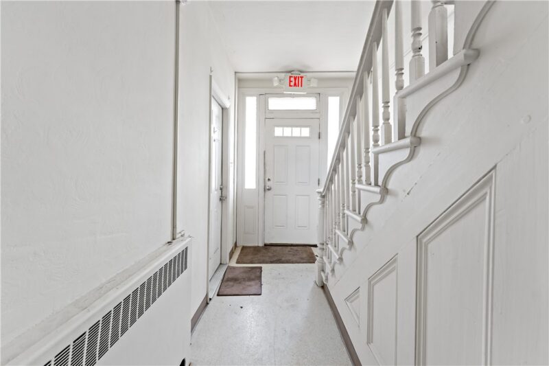 17 Locust St — photo 3