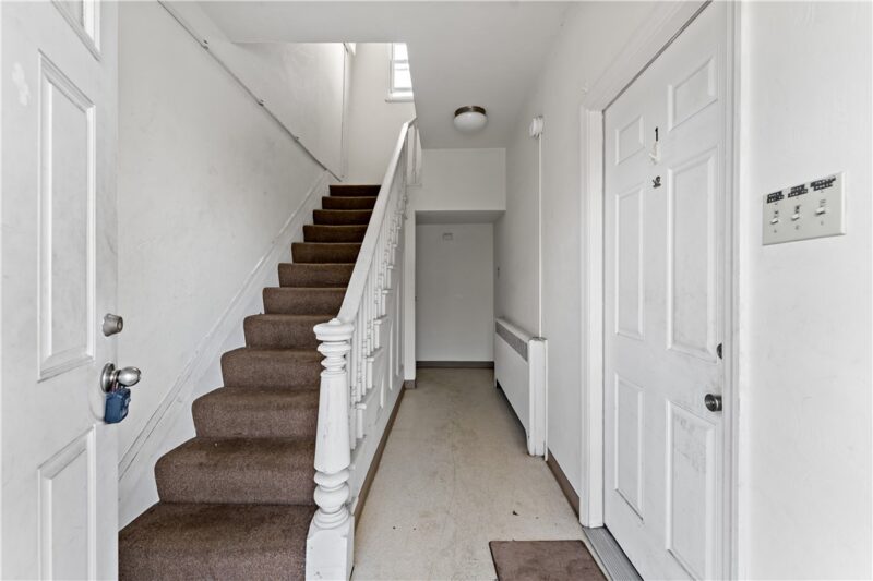 17 Locust St — photo 4