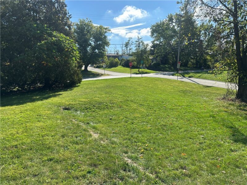 3767 Evergreen Dr — photo 3