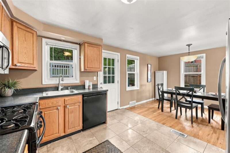 665 Irwin Run Rd — photo 8
