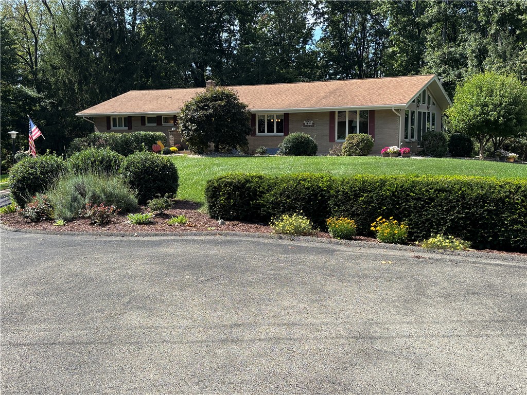 3008 Court Pl — photo 1