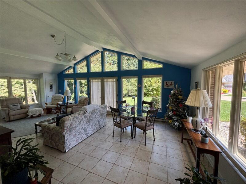 3008 Court Pl — photo 5