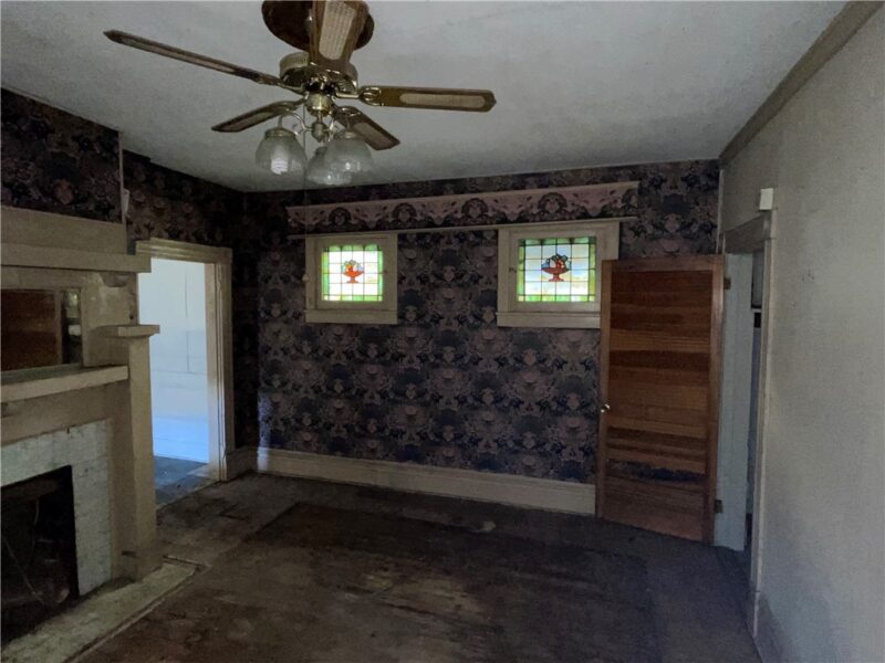 124 E 15th Ave — photo 3
